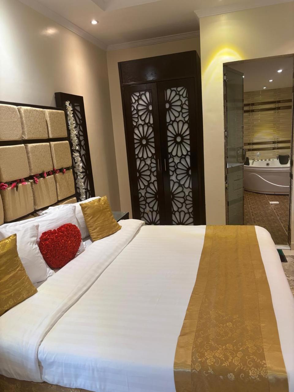 Al Lord Hotel Abu Qa'ar Luaran gambar